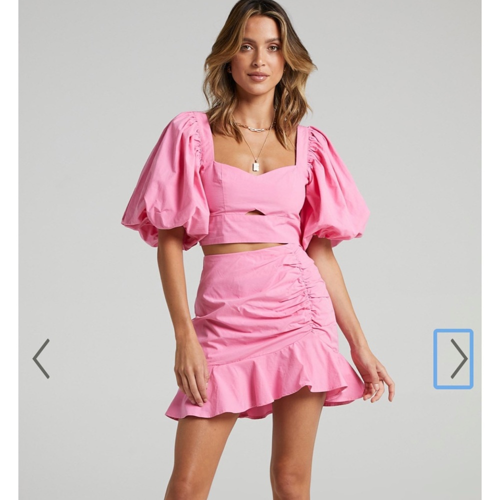 Pink Showpo 2 piece set!